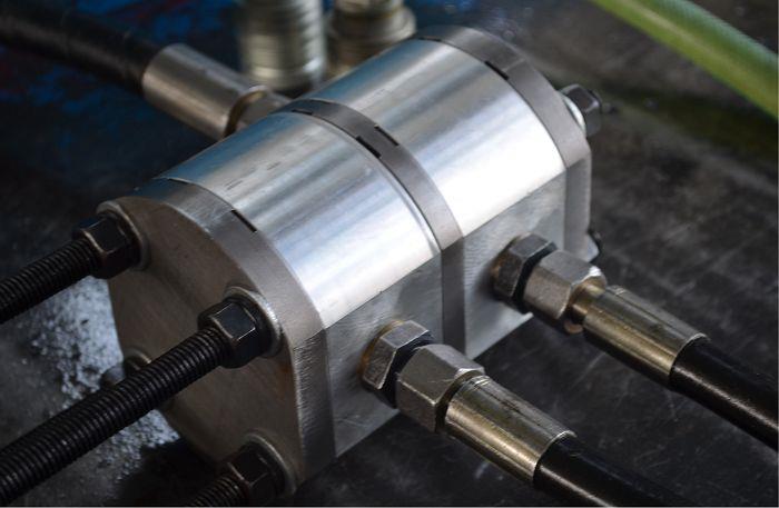 product-1-1 Gear Flow Divider